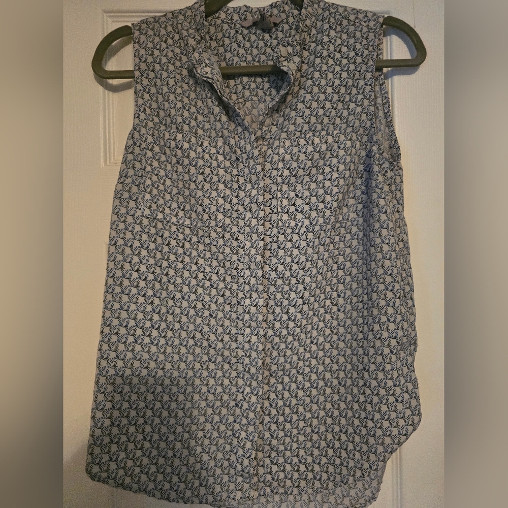 H&M sleeveless blouse size 2